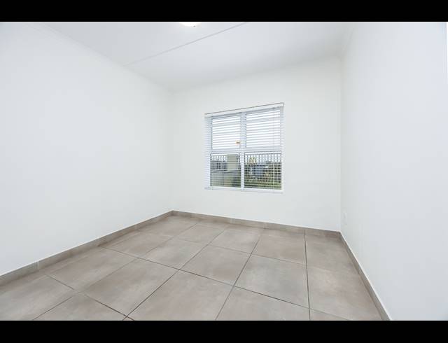 2 BEDROOM APARTMENT FOR SALE IN LANGEBERG RIDGE